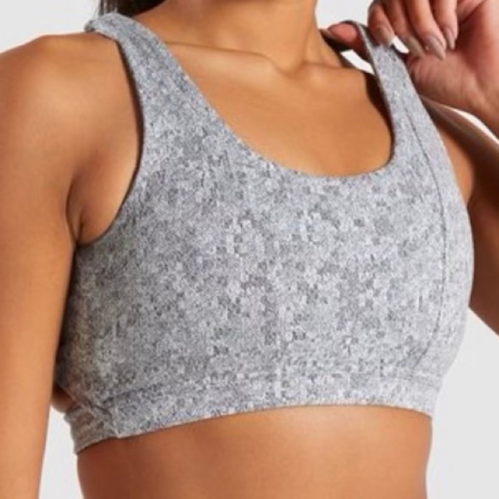 Sports bra